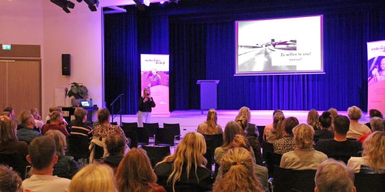 Onderwijsprofessionals delen in Kollum inzichten en ideeën